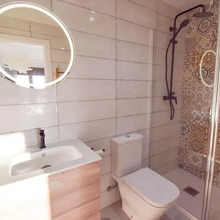 Apartman Casita - Stunning New With Views With Private Parking Space