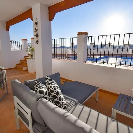 Casita - Stunning New With Views With Private Parking Space Apartman